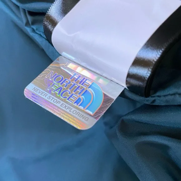 The North Face Women’s Hydrenalite Down Vest - Picture 9 of 9